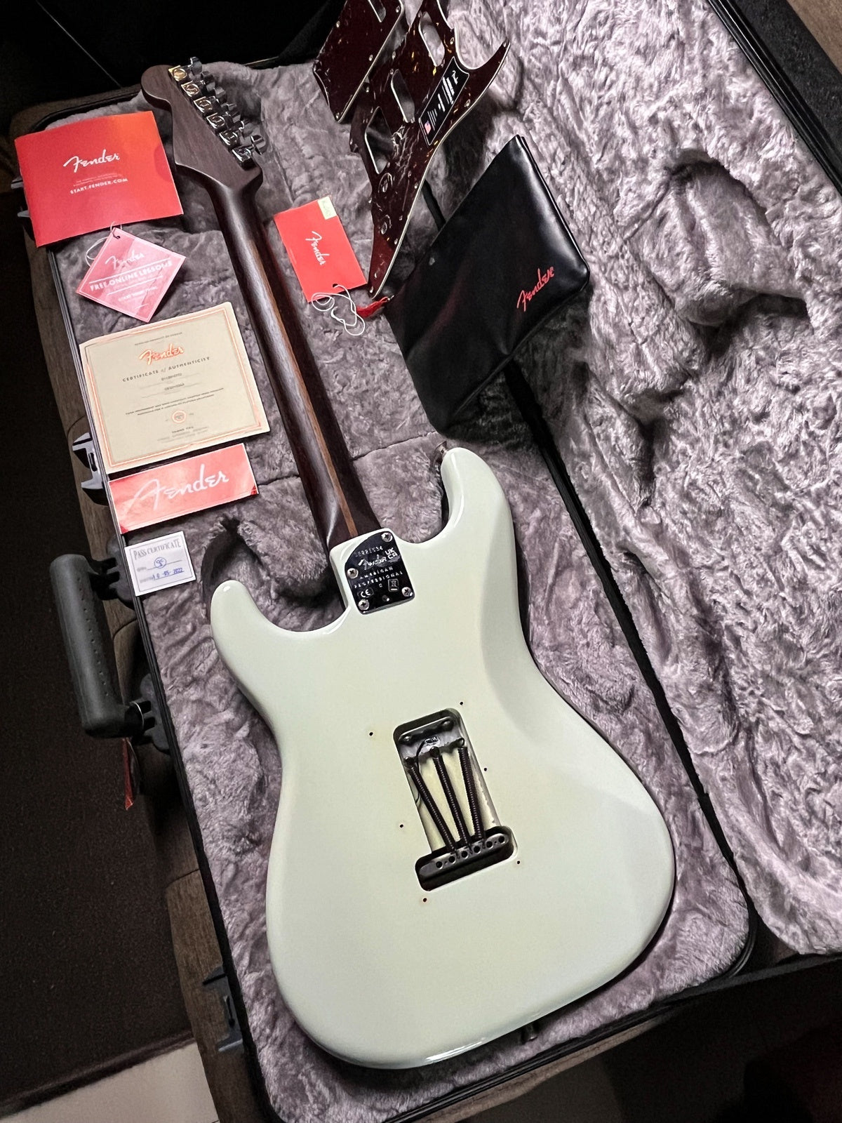 Fender stratocaster american professional II hss full rosewood neck limited edition