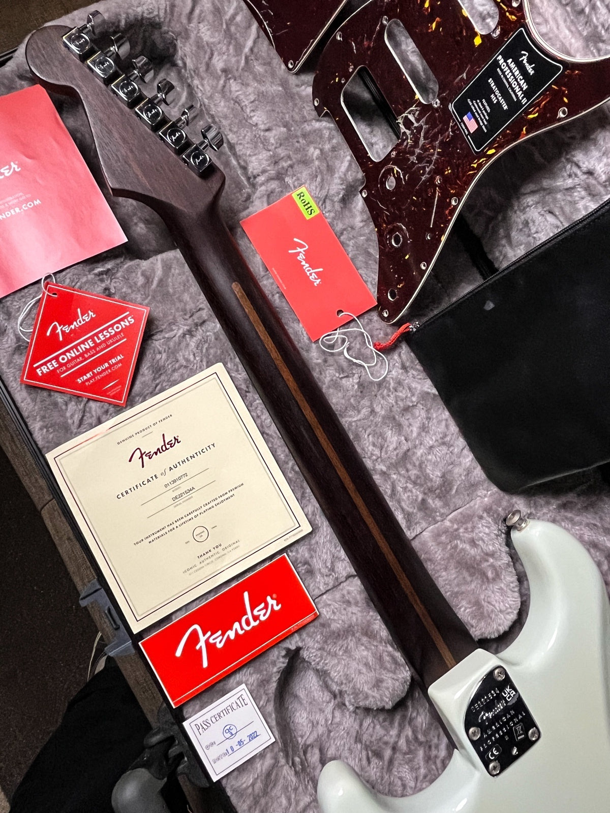 Fender stratocaster american professional II hss full rosewood neck limited edition