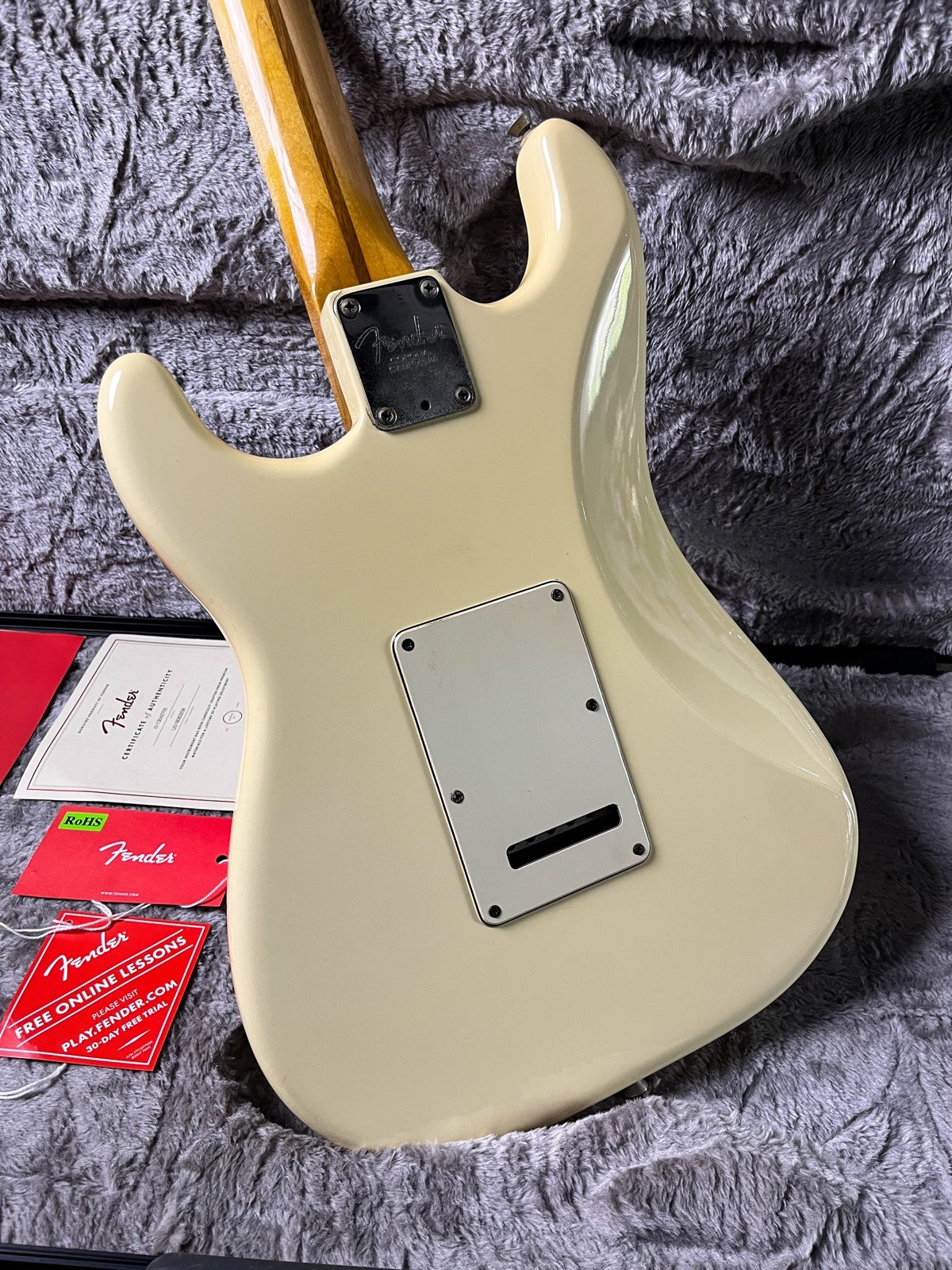 Fender stratocaster american professional hss olympic white