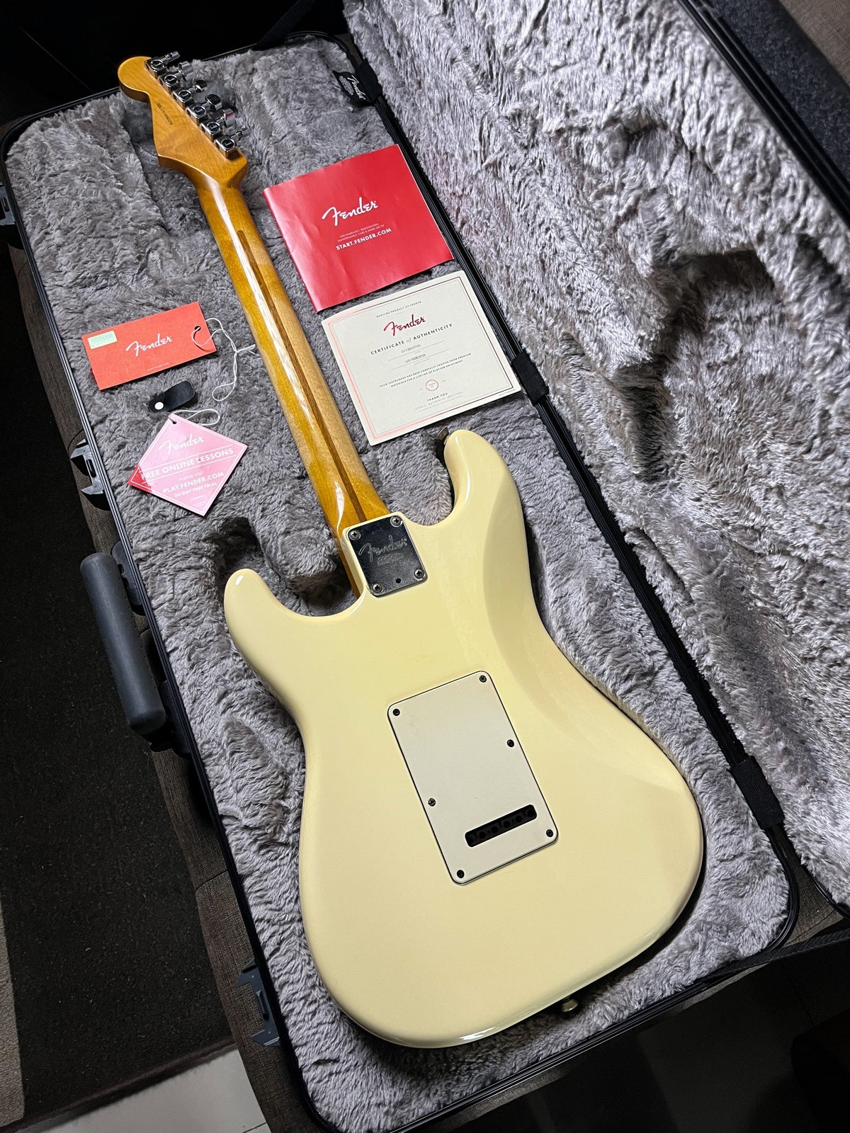 Fender stratocaster american professional hss olympic white