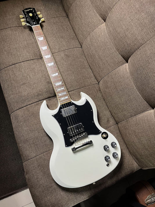 Epiphone sg standard alpine white
