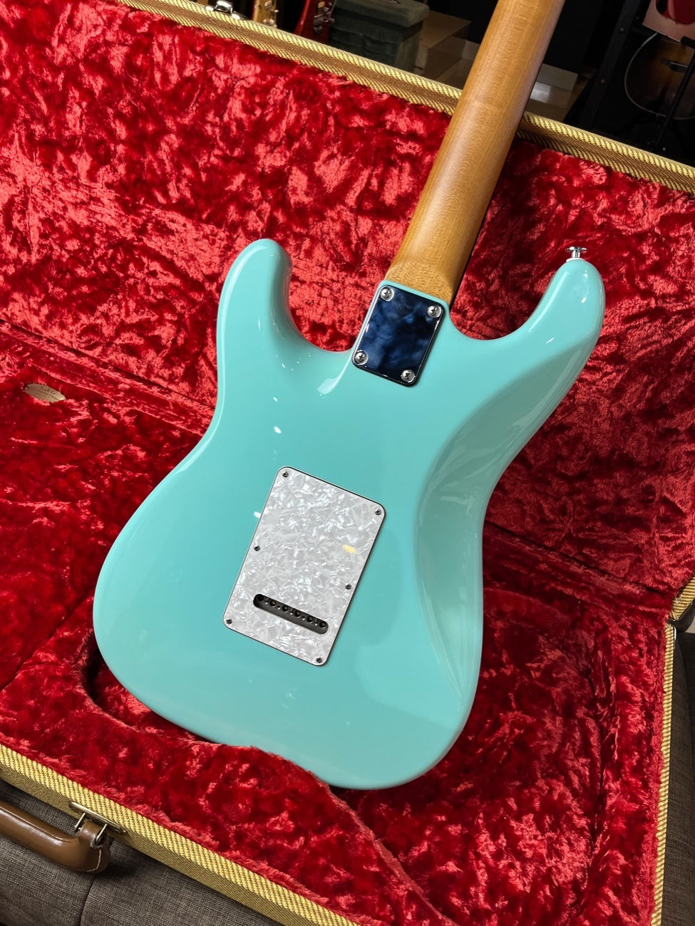 Suhr Classic Custom Roasted Maple