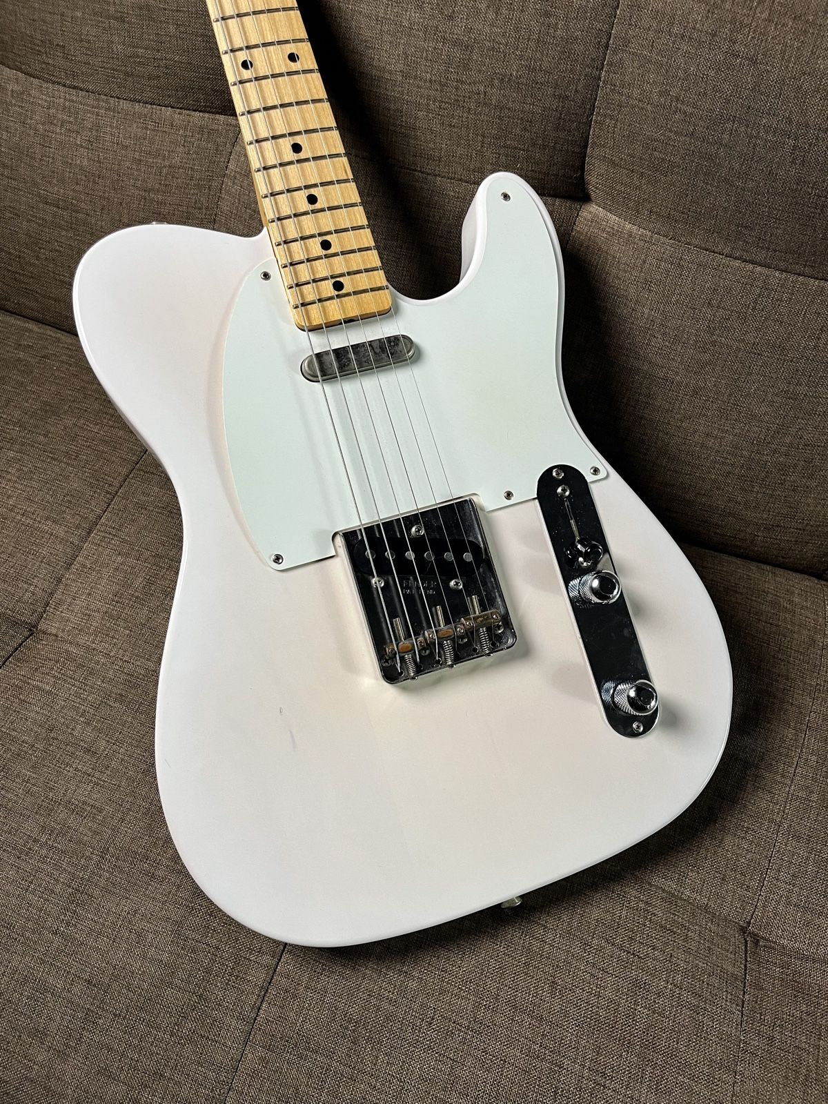 Fender telecaster traditional II white blonde Japan