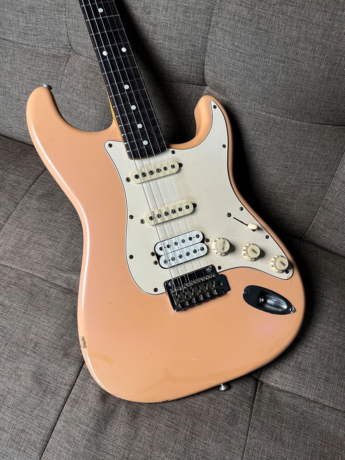 Fender stratocaster hybrid 60' Flamingo Pink Japan