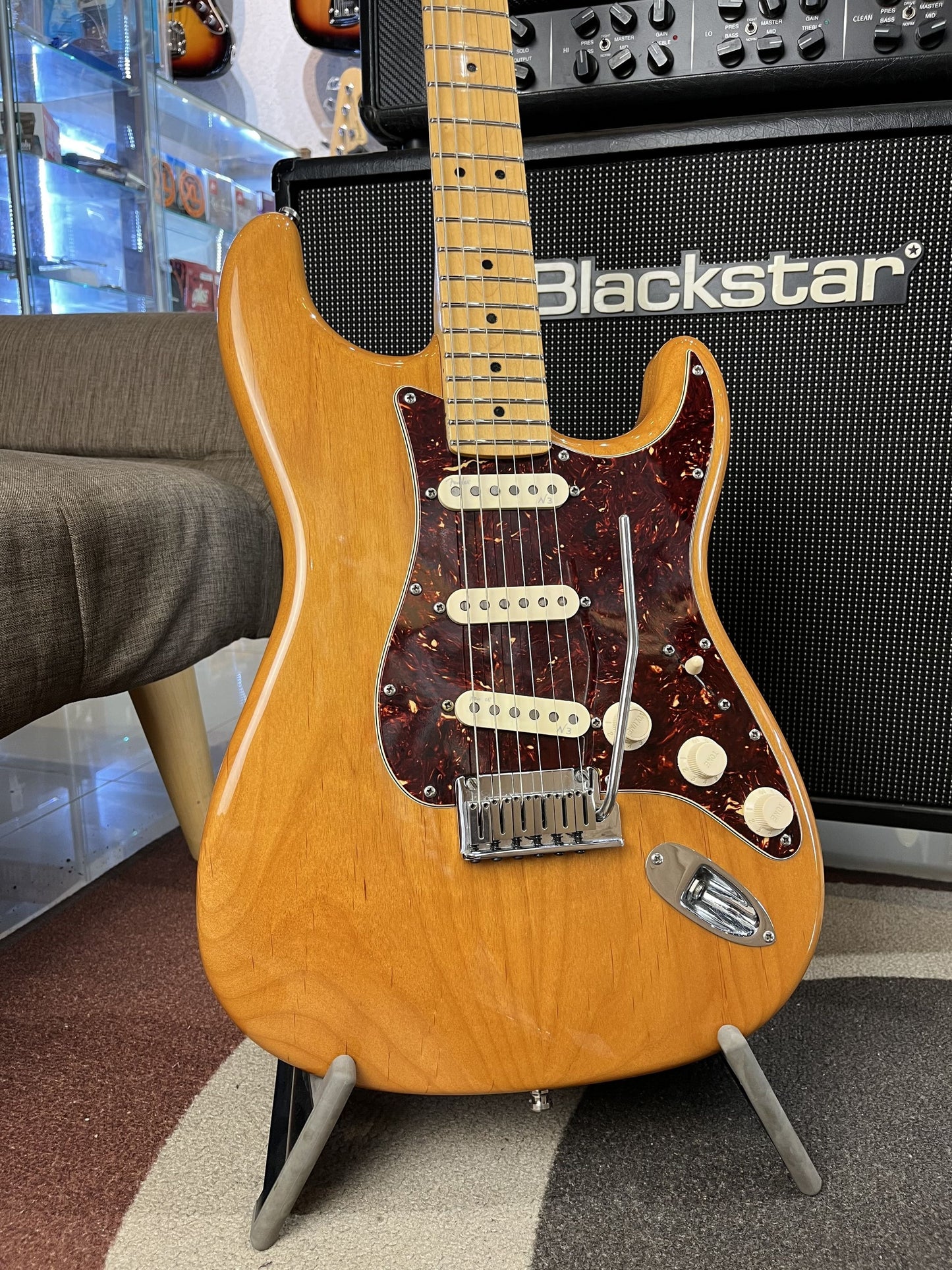 FENDER STRATOCASTER AMERICAN DELUXE
