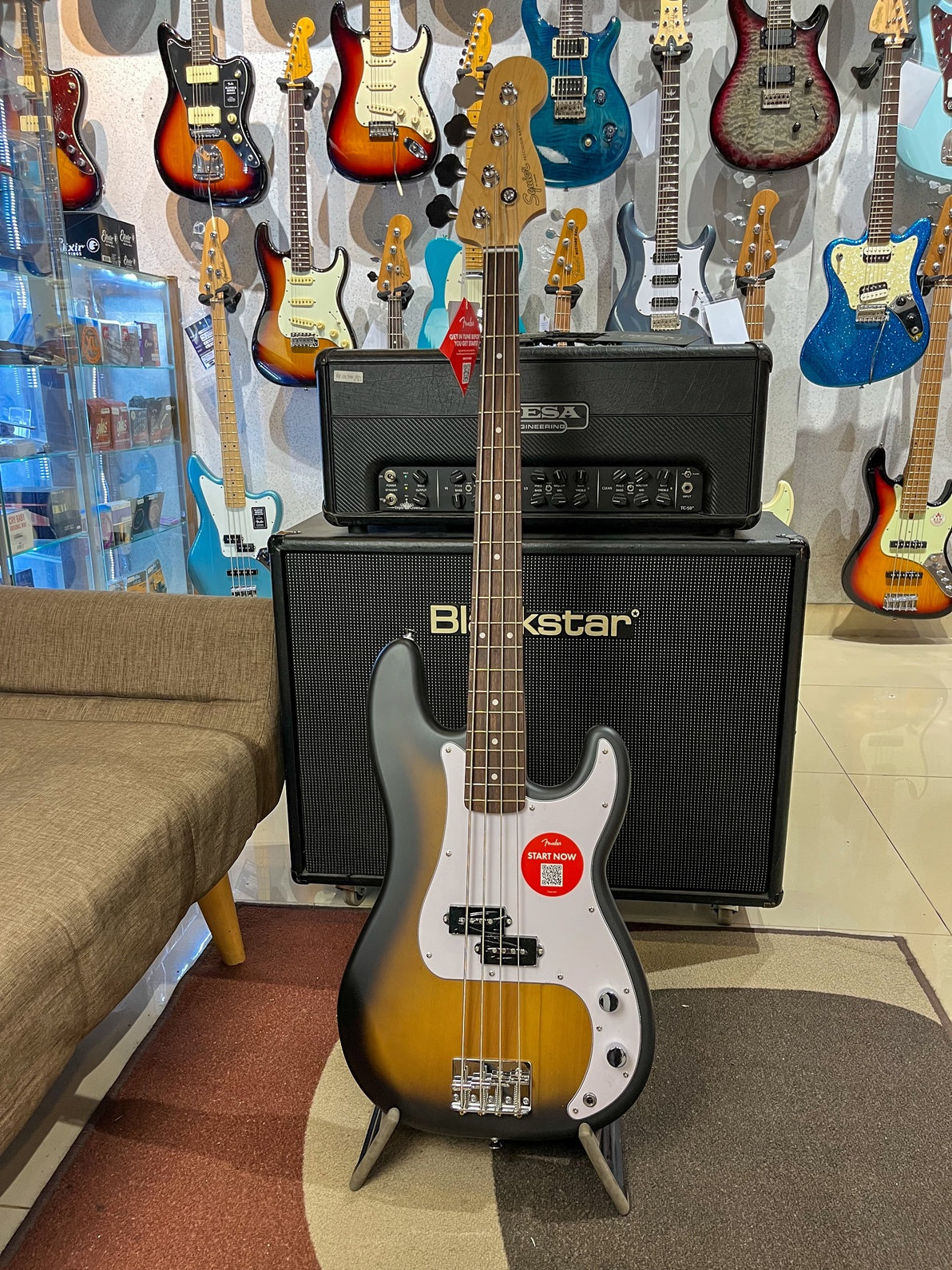 SQUIER DEBUT SERIES PRECISION BASS, LAUREL FB, 2 COLOUR SUNBURST