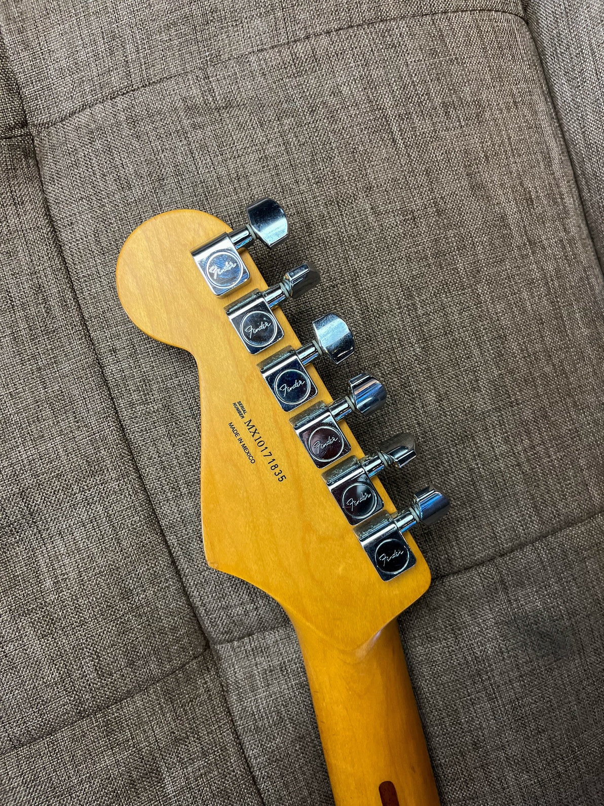 FENDER STRATOCASTER STANDARD MEXICO OLYMPIC WHITE UPGRADE