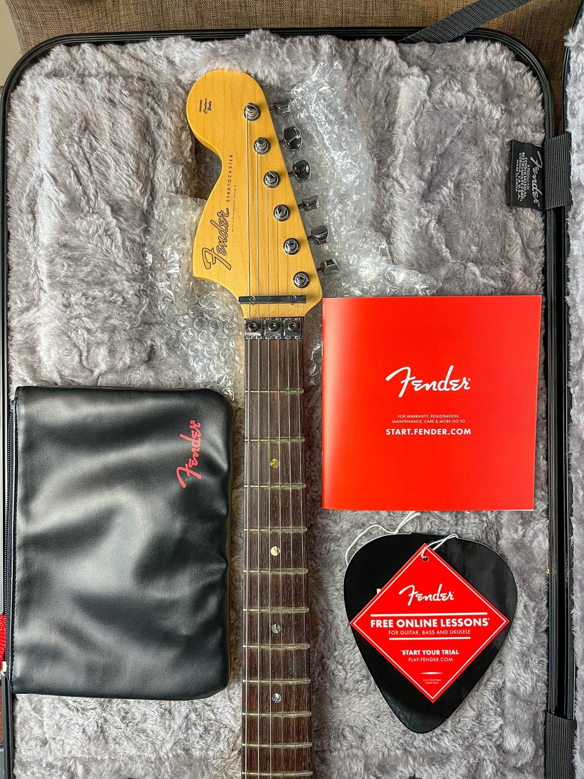 FENDER STRATOCASTER MICHIYA HARUHATA