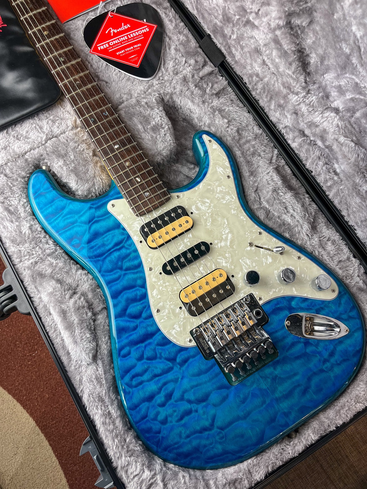 FENDER STRATOCASTER MICHIYA HARUHATA