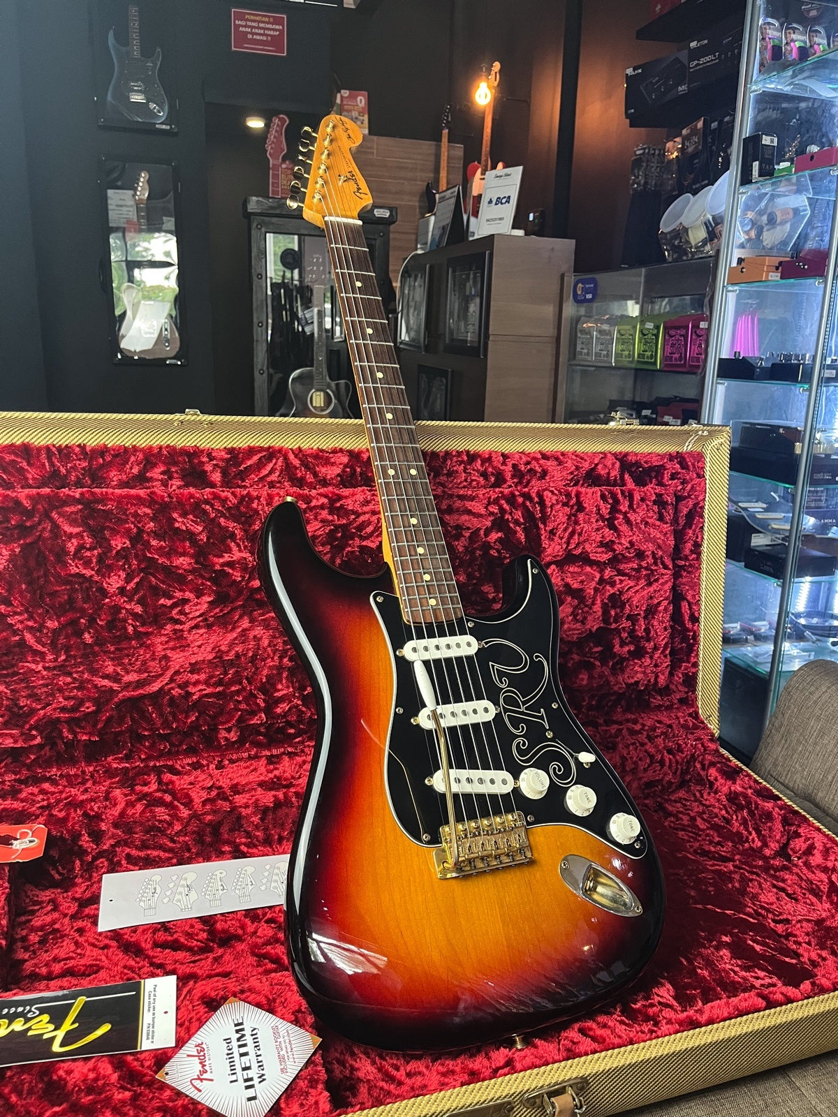 Fender Stratocaster Signature Stevie Ray Vaughan SRV