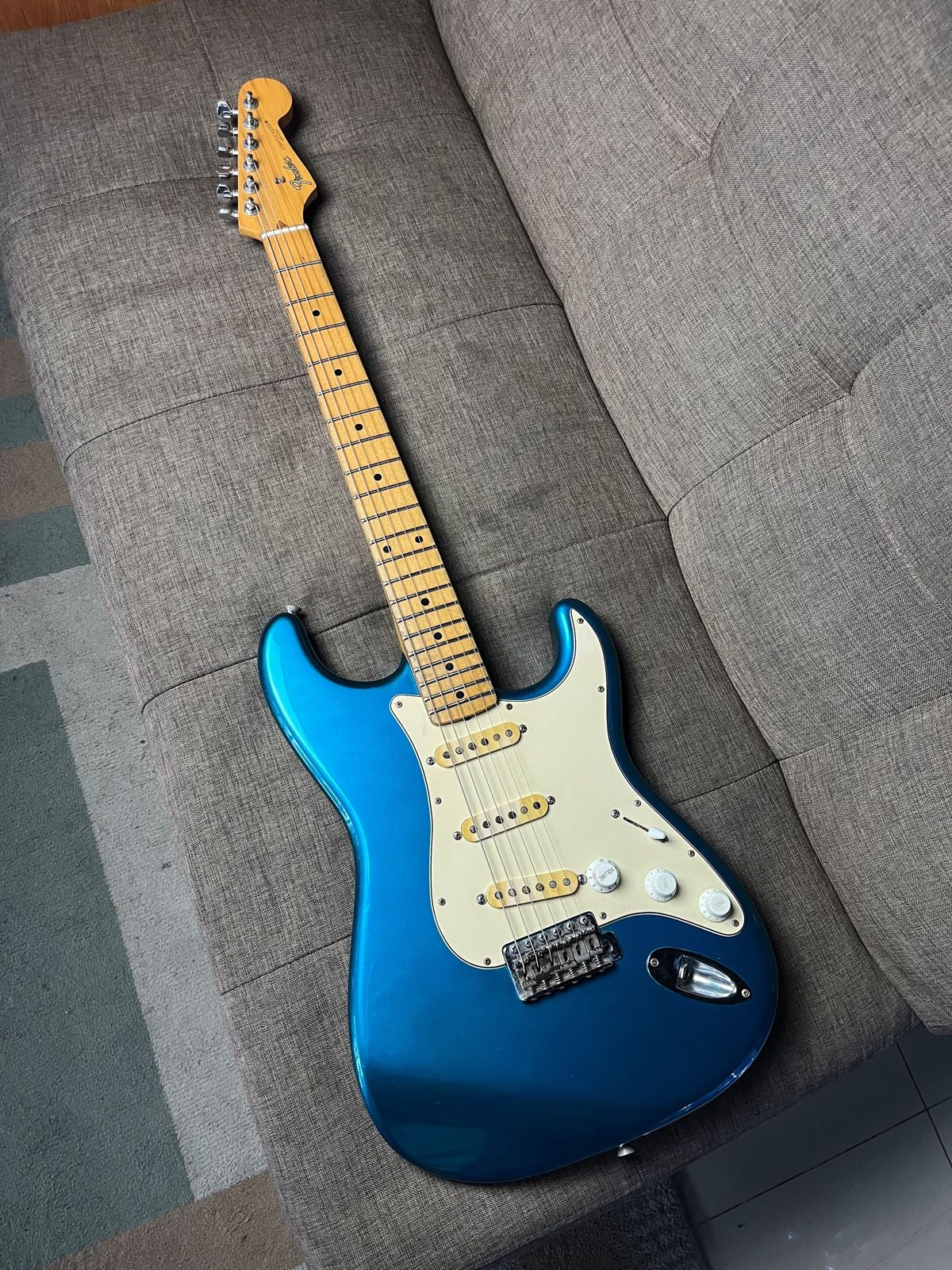 Fender stratocaster standard japan