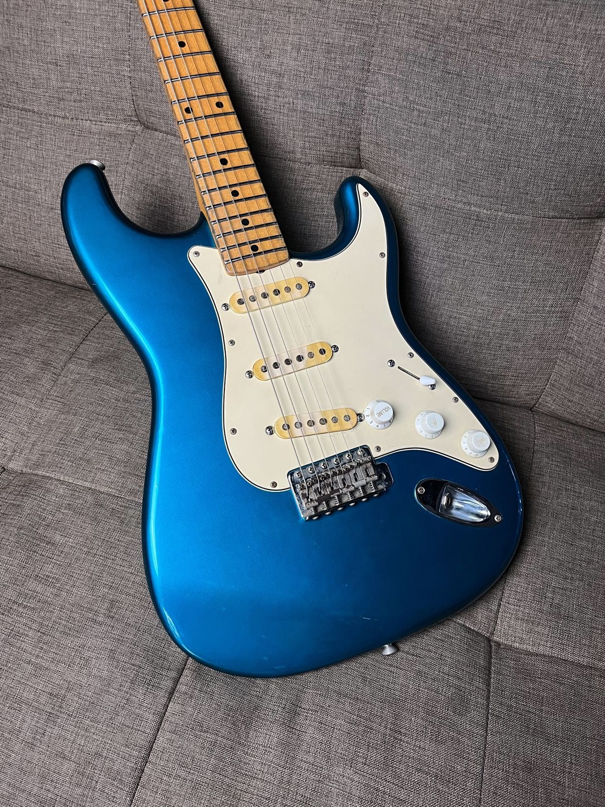 Fender stratocaster standard japan