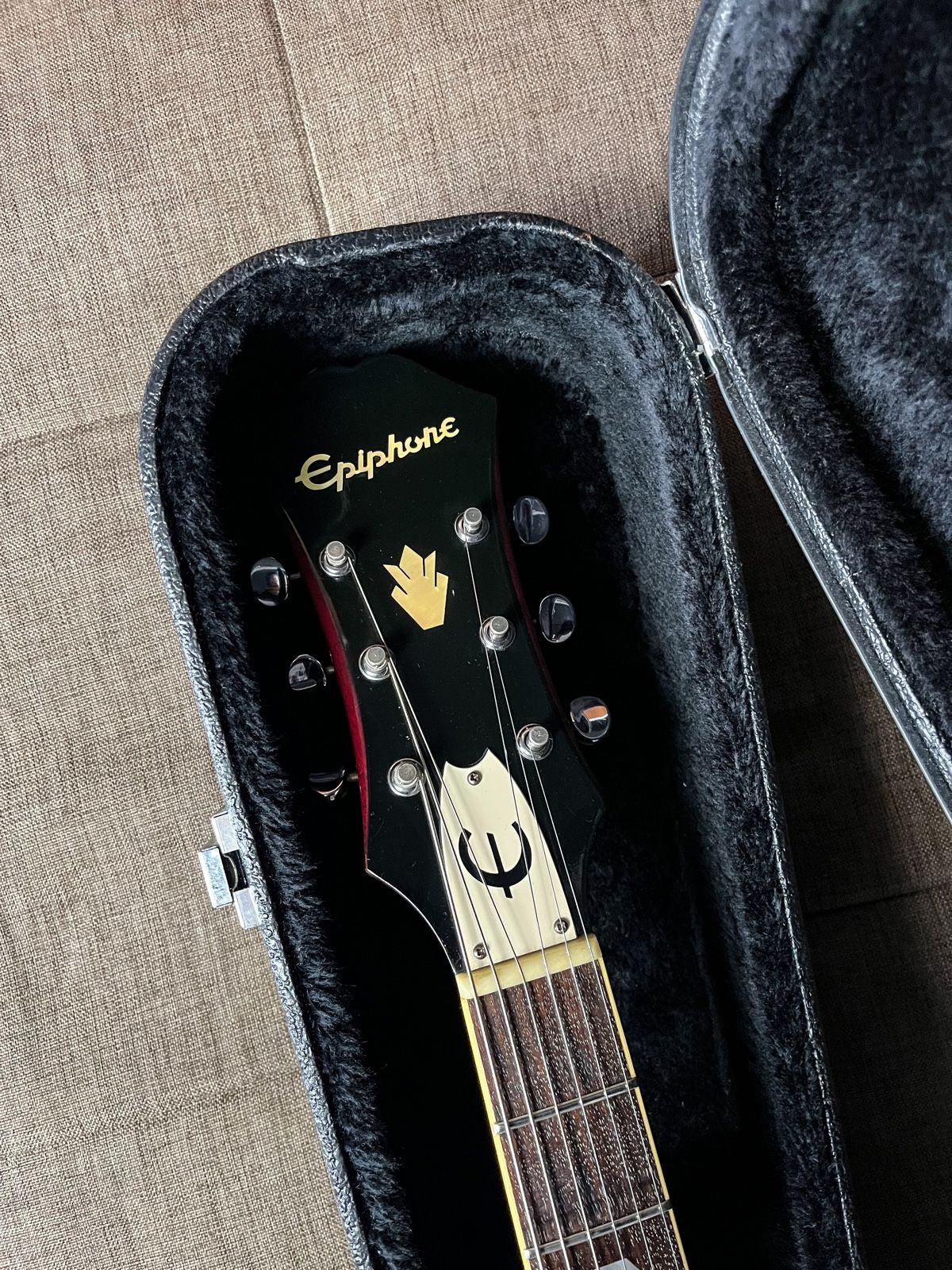 Epiphone riviera bigsby korea
