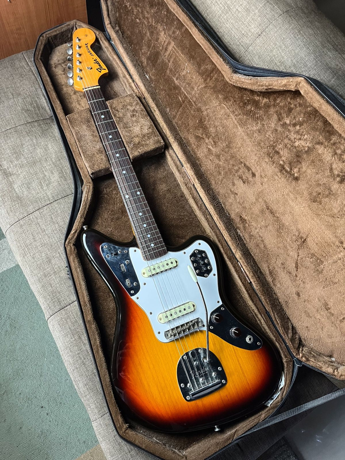 Fender traditional jaguar 60's Japan