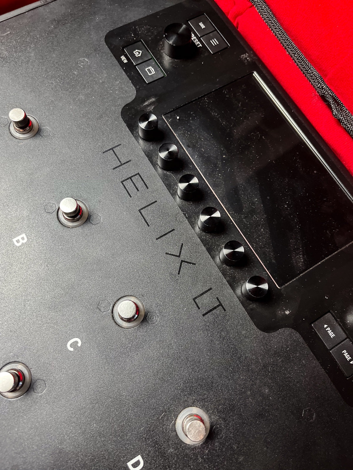 LINE 6 HELIX LT