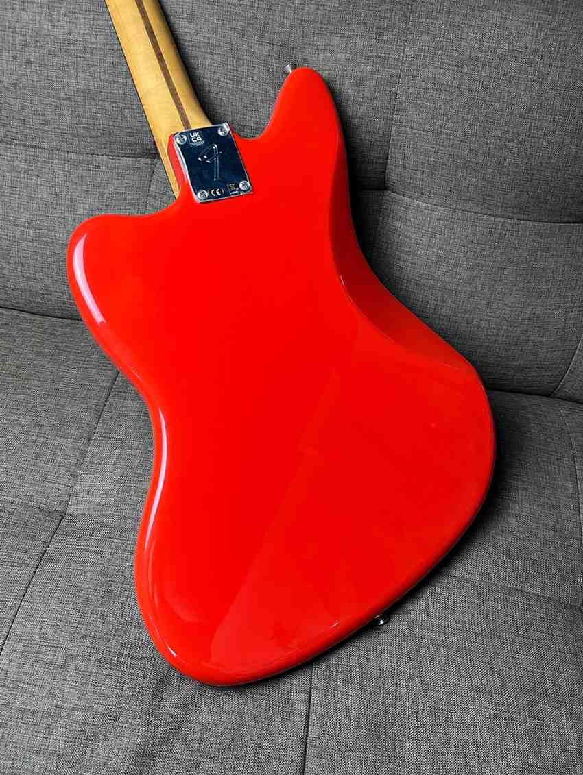 FENDER JAGUAR PLAYER II CORAL RED
