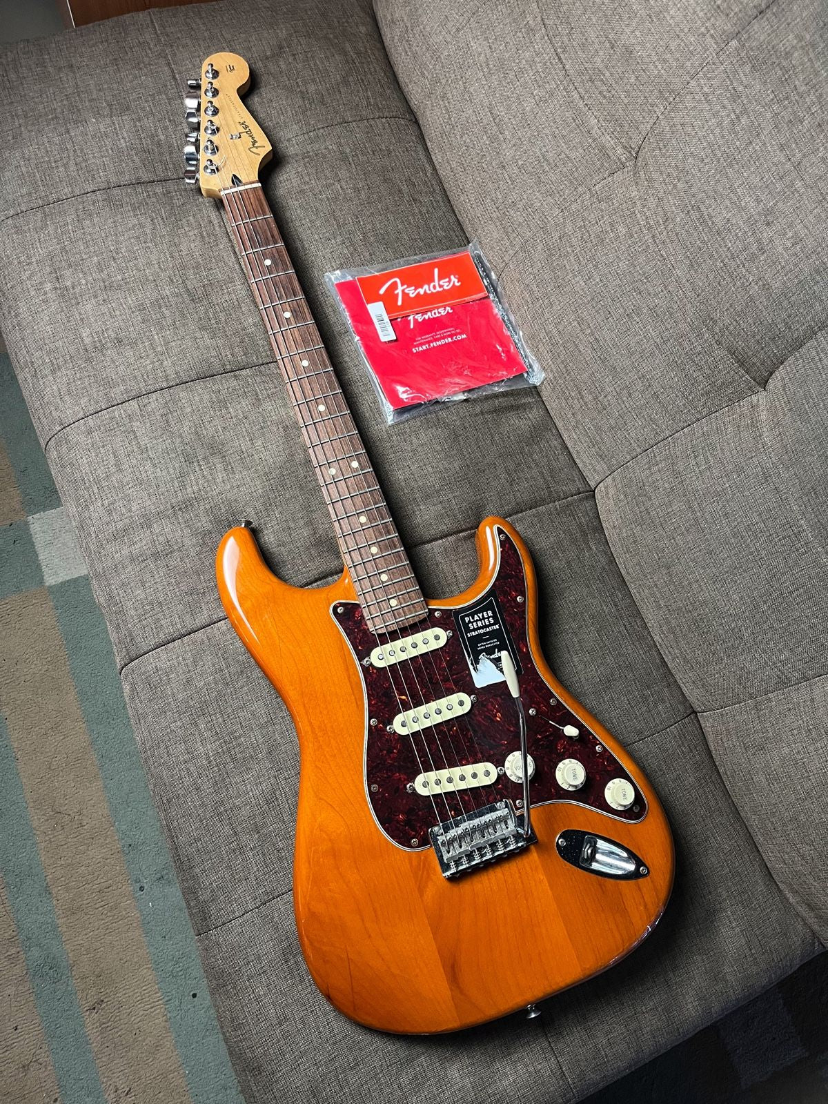 Fender stratocaster player series 75th anniversary (player condition)