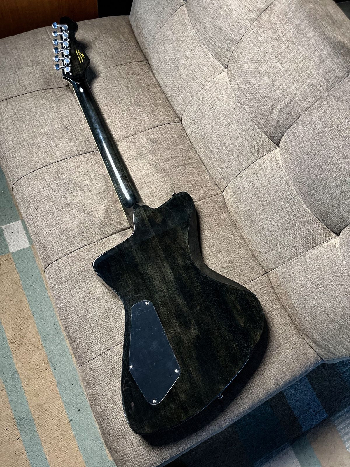 GUITAR ELEKTRIK CETTA TRUNYAN SET NECK TRANSPARANT BLACK