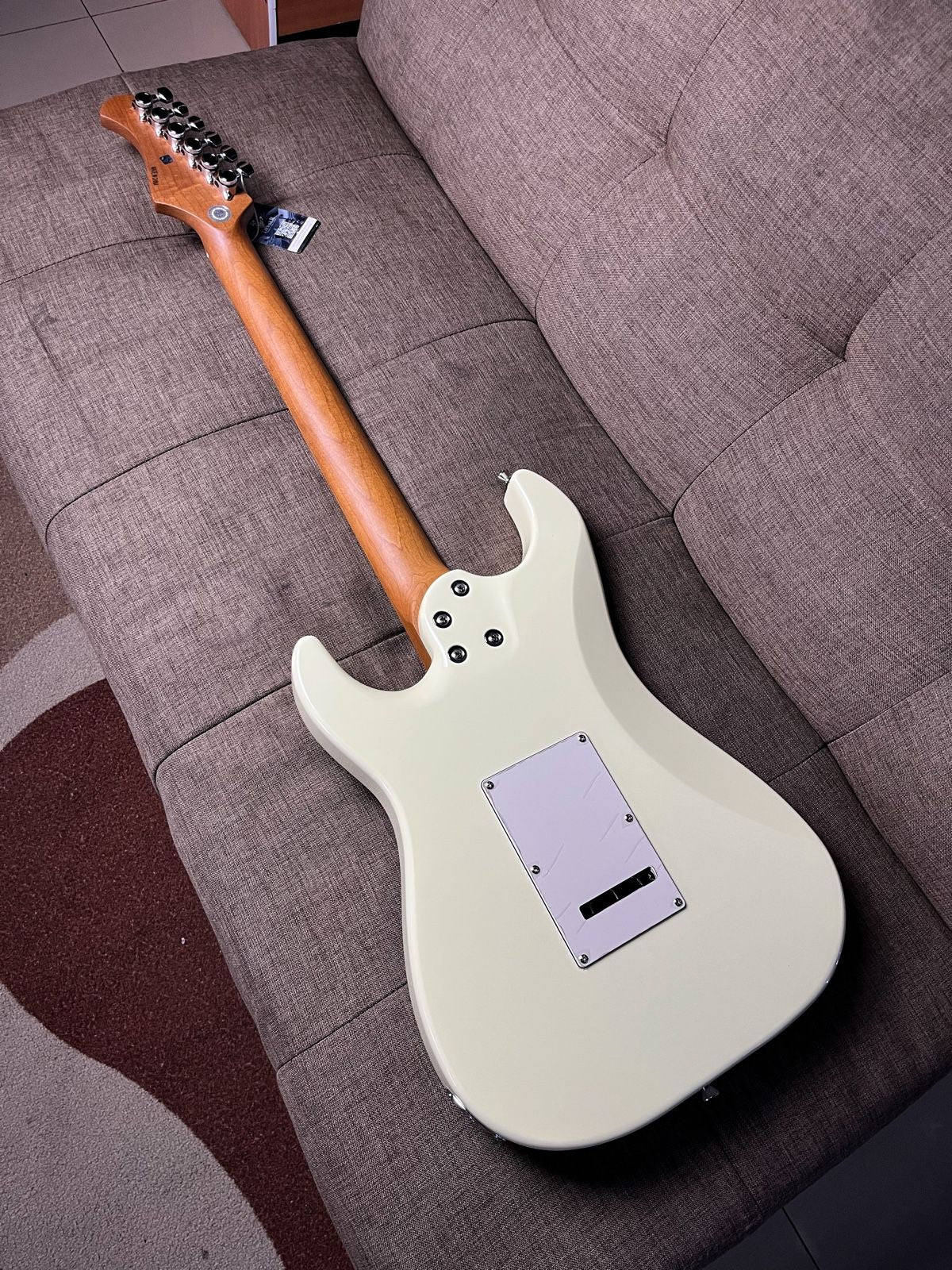 BACCHUS UNIVERSE GS-2EX-RSM/M OLYMPIC WHITE