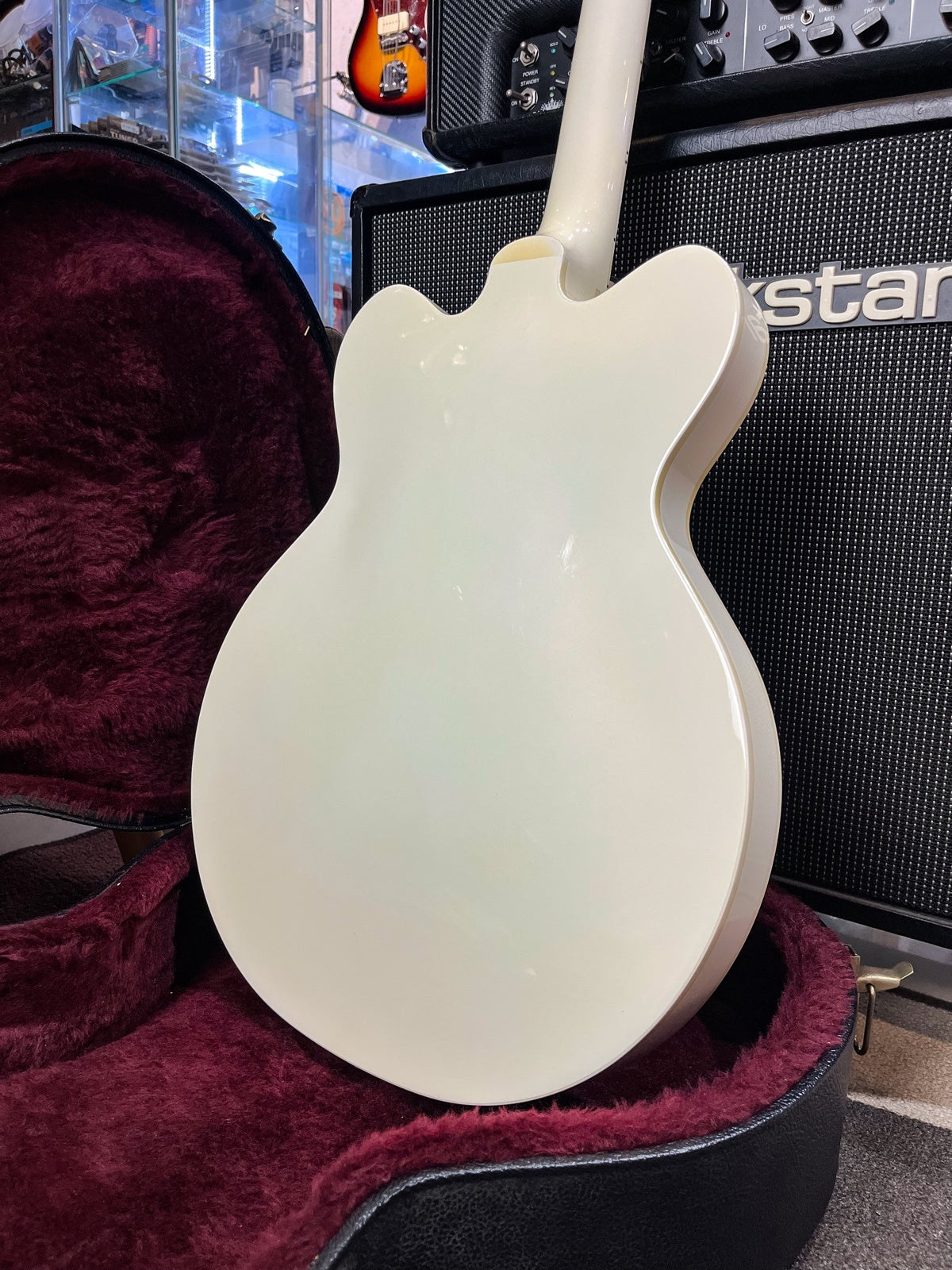 GRETSCH G6137TCB WHITE PANTHER