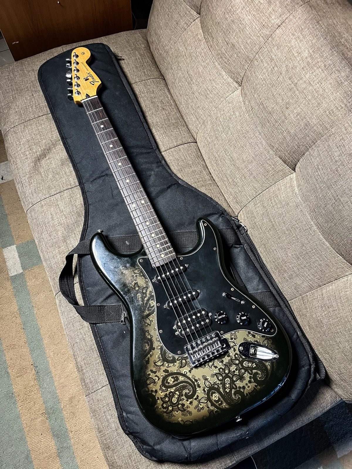 Fender Stratocaster Standard FSR Black Paisley HSS mexico