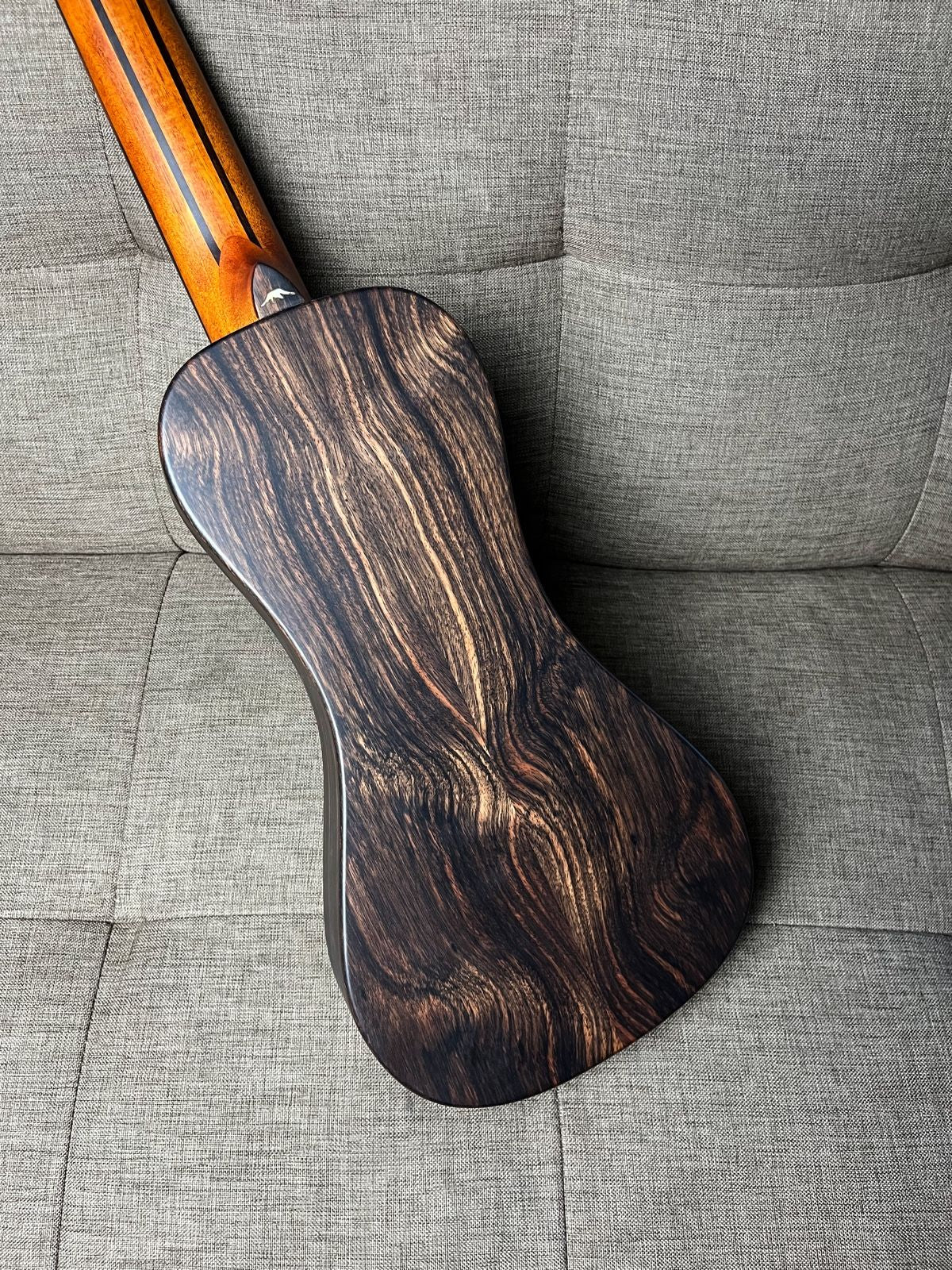 Bromo Travel Guitar BAT3E