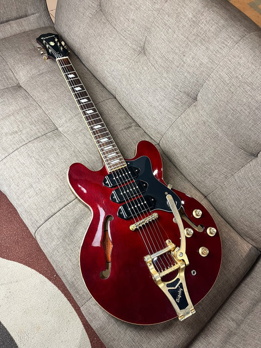 Epiphone Riviera P93
