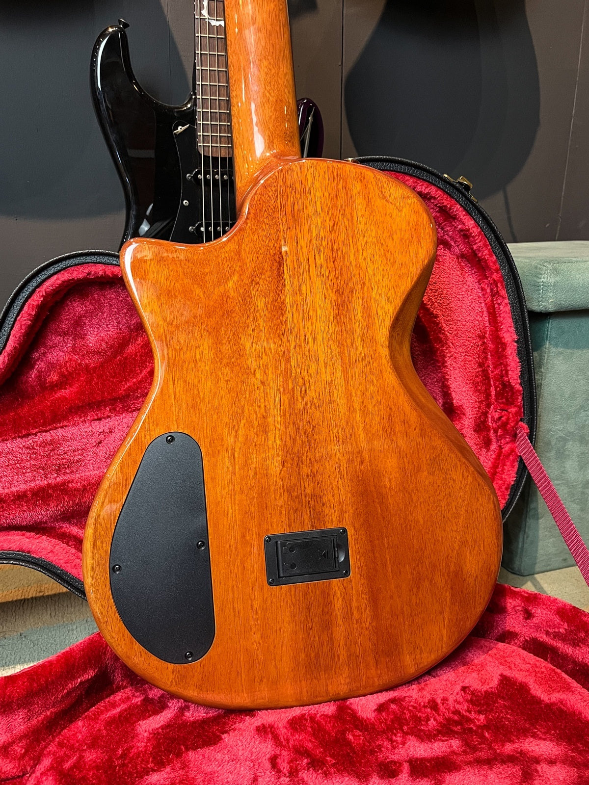 Bromo Nylon Guitar BEN2C