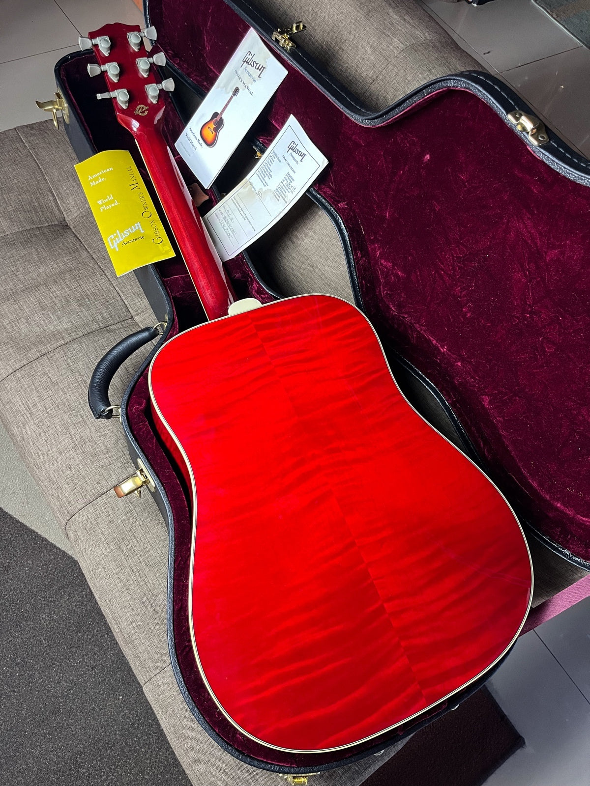 Gibson Customshop Dove 1960's 2012