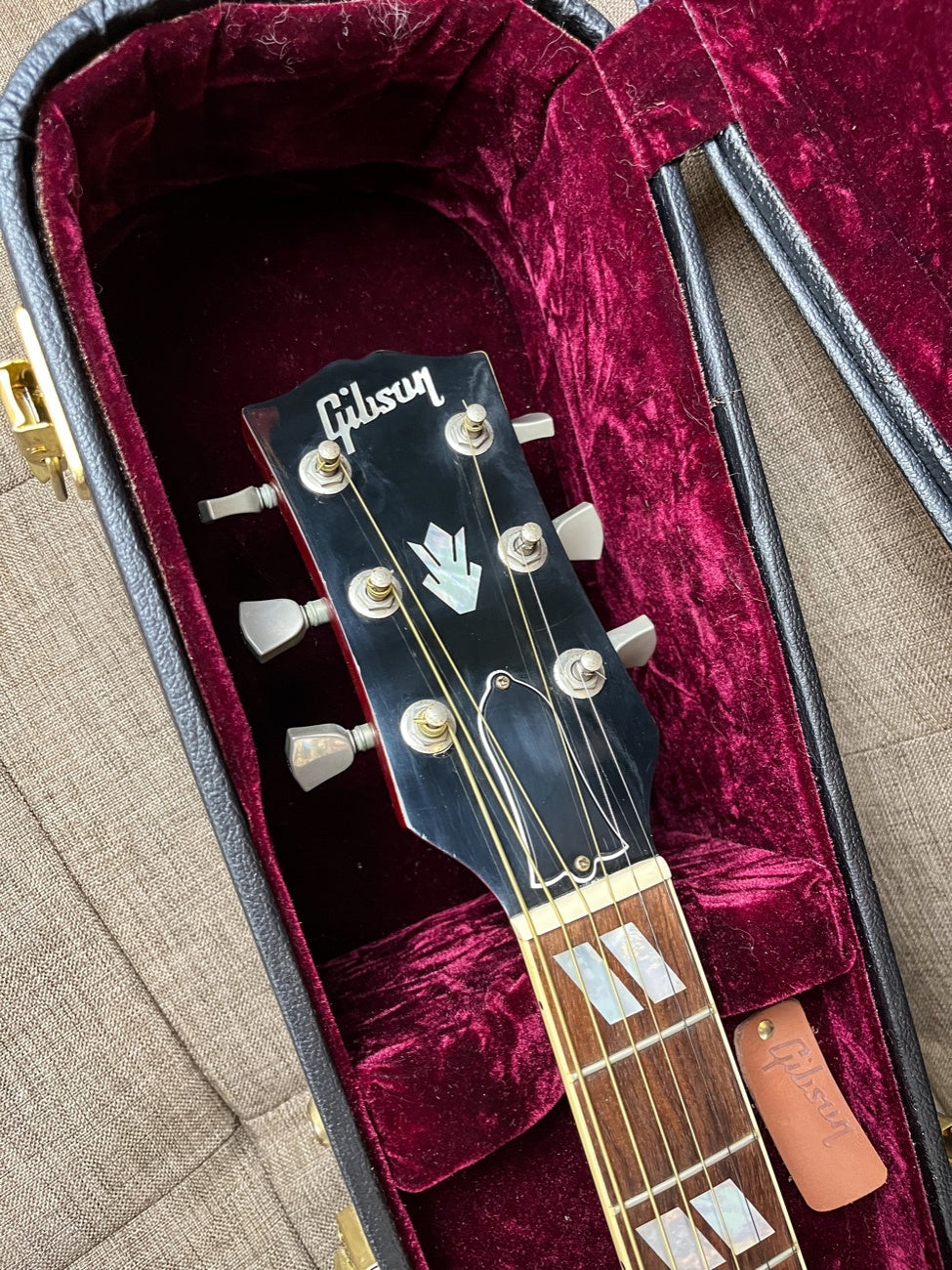 Gibson Customshop Dove 1960's 2012