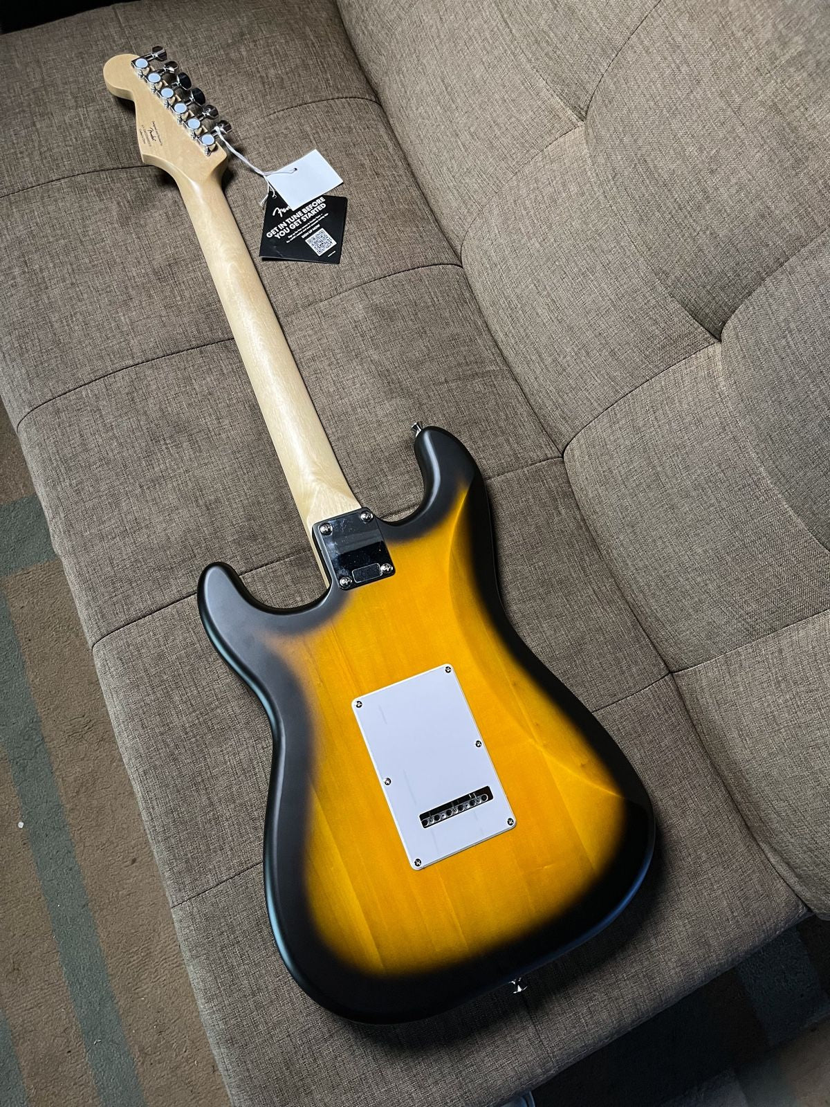 SQUIER DEBUT SERIES STRATOCASTER HSS ELECTRIC GUITAR, LAUREL FB, 2 TONE SUNBURST