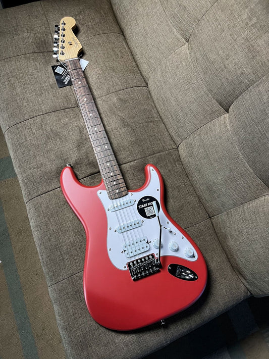 SQUIER DEBUT SERIES STRATOCASTER HSS ELECTRIC GUITAR, LAUREL FB, DAKOTA RE