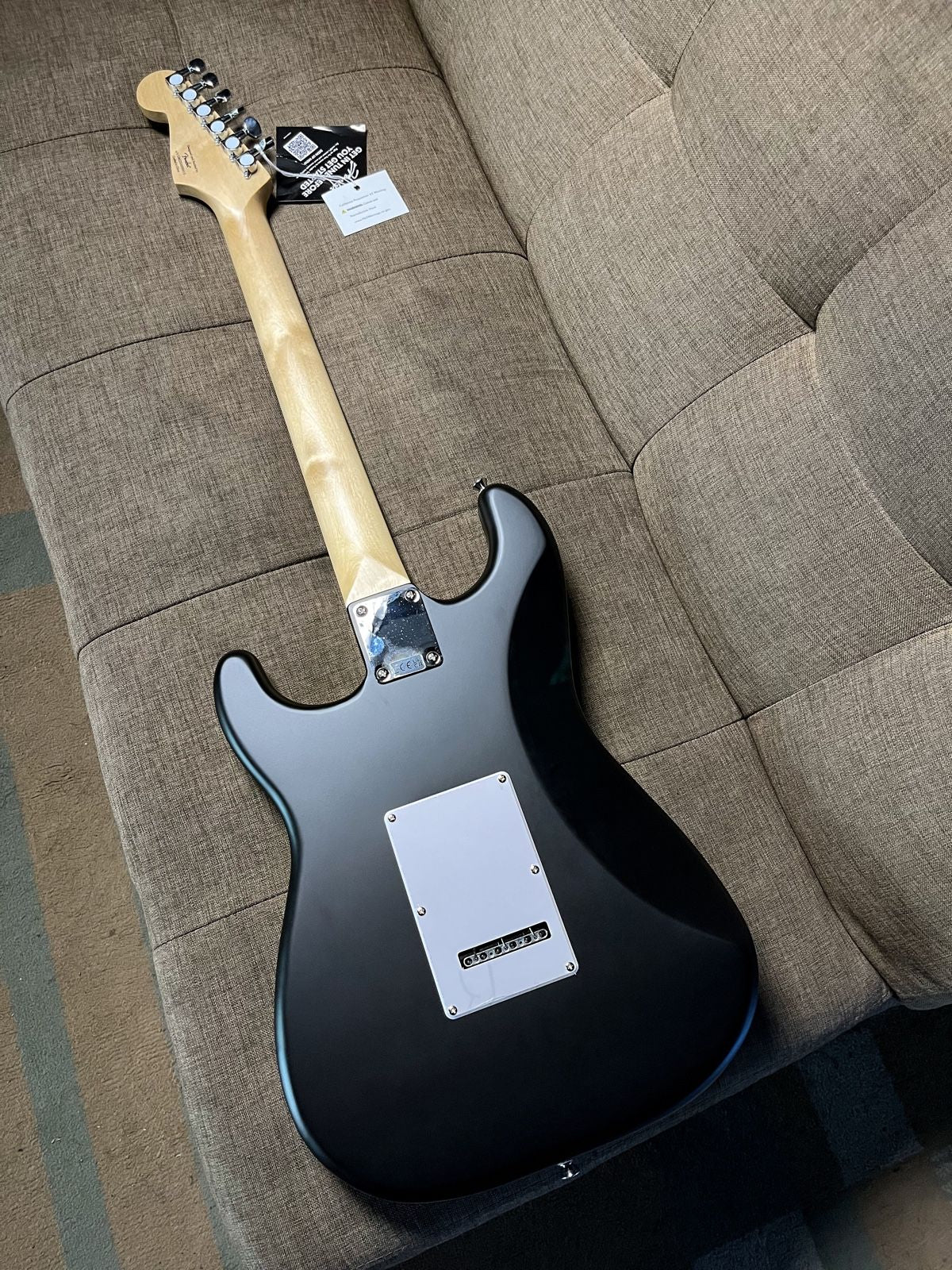 SQUIER DEBUT SERIES STRATOCASTER HSS ELECTRIC GUITAR, LAUREL FB, BLACK