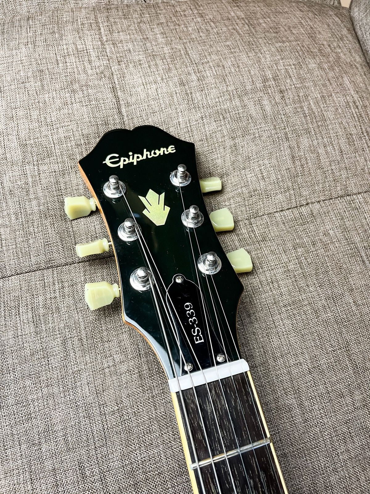 Epiphone ES339 Pro Hollowbody Natural