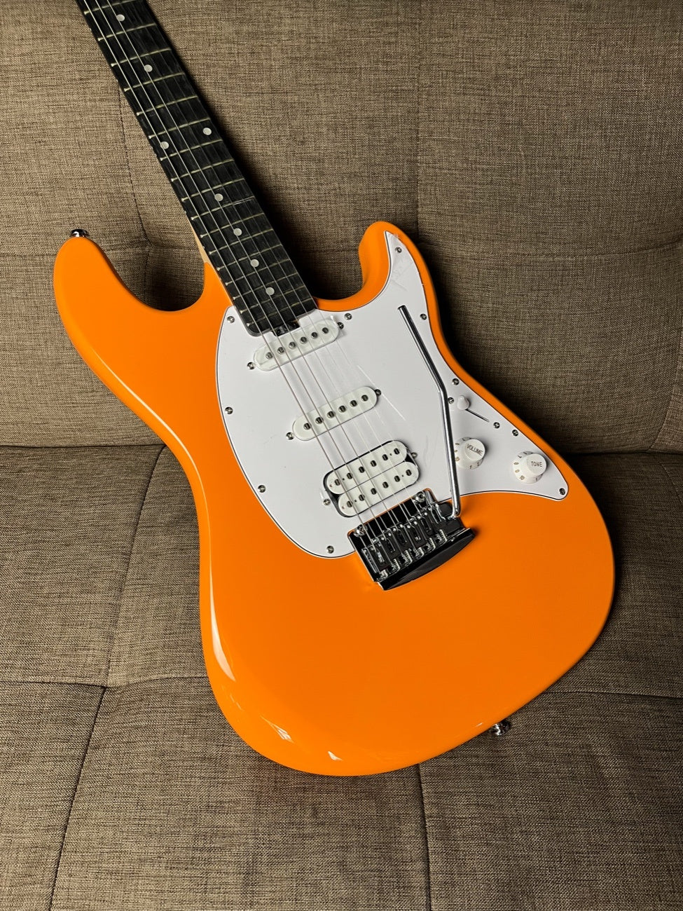 STERLING BY MUSIC MAN CUTLASS CT20 SUNRISE ORANGE