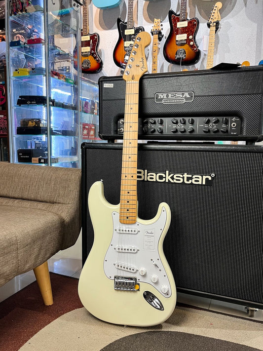 Fender Standard Series Stratocaster Olympic White