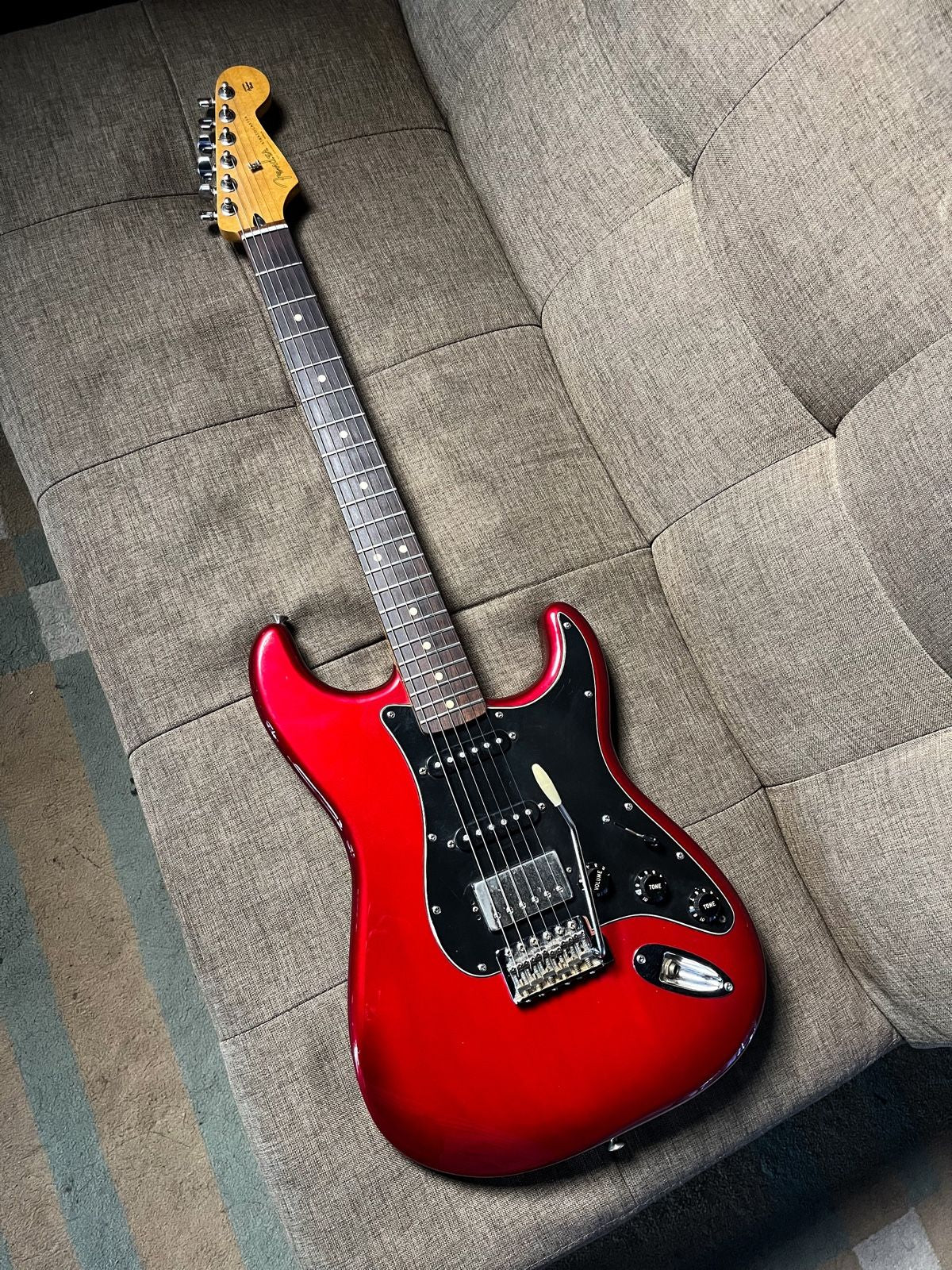 Fender stratocaster standard fsr hss mexico