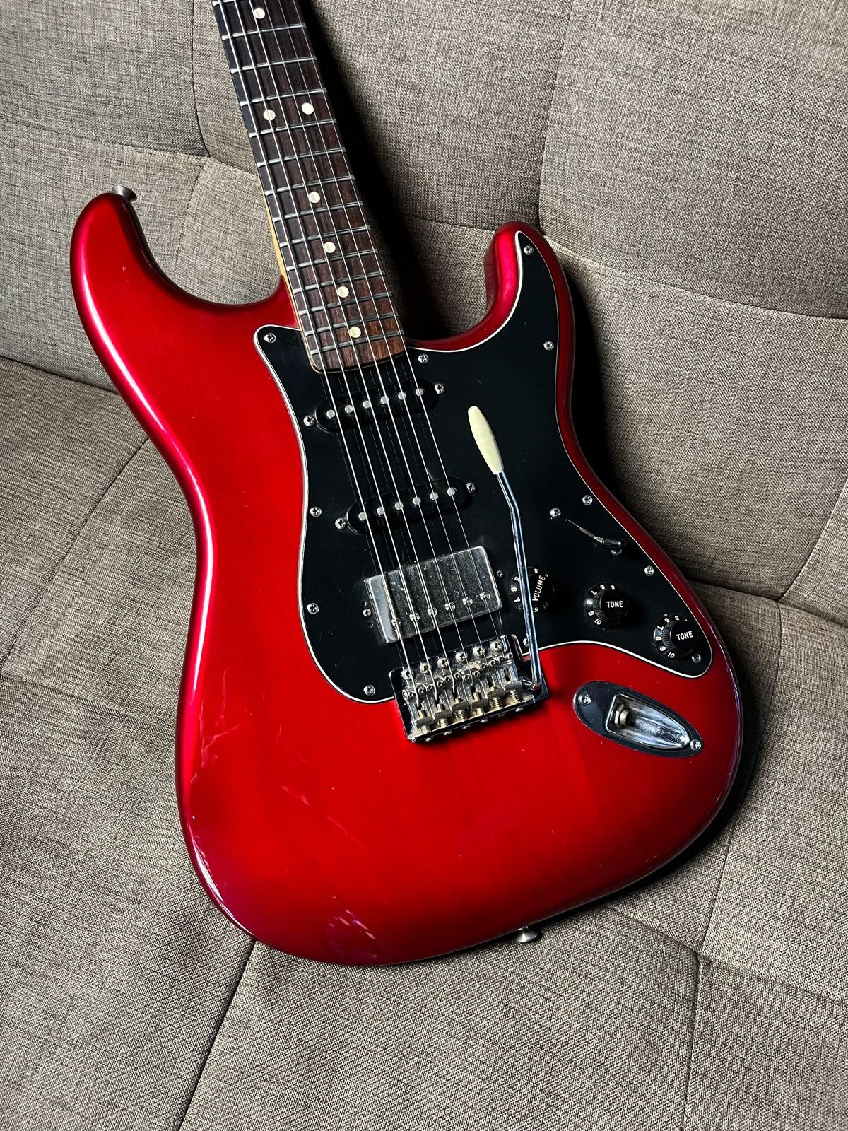 Fender stratocaster standard fsr hss mexico