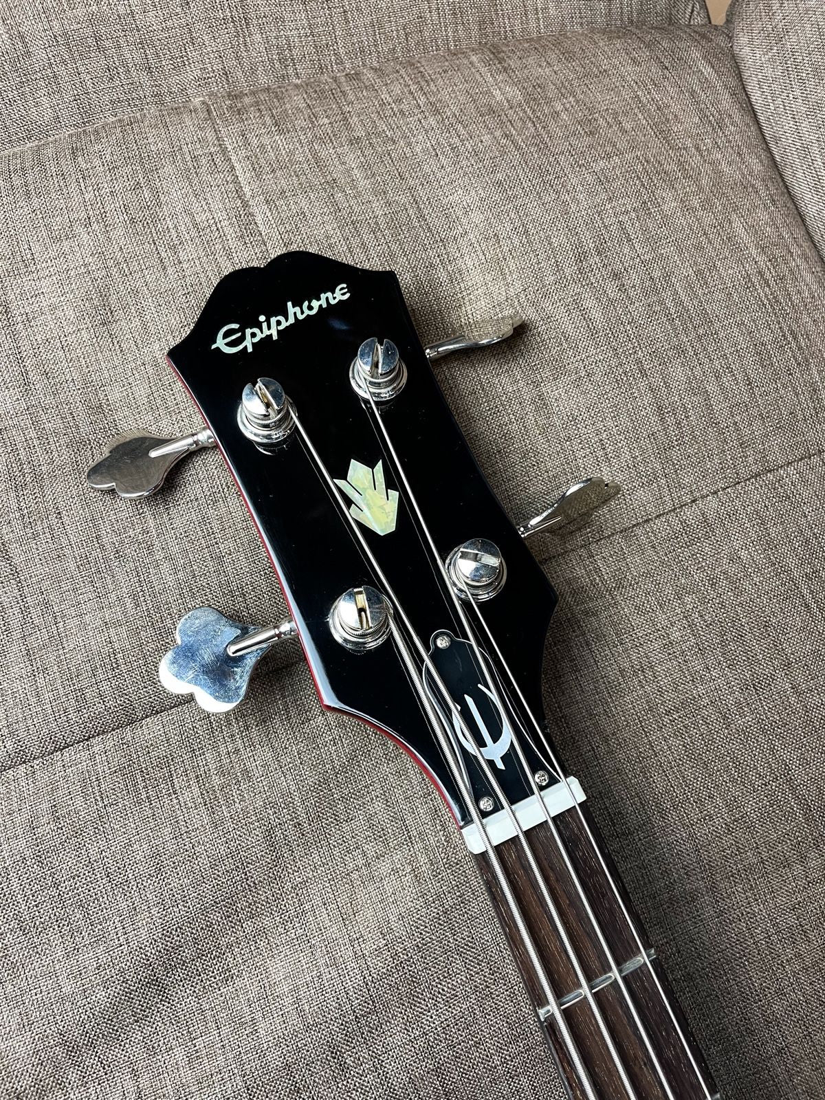 EPIPHONE EB DOUBLE PICK UP CHERRY RED
