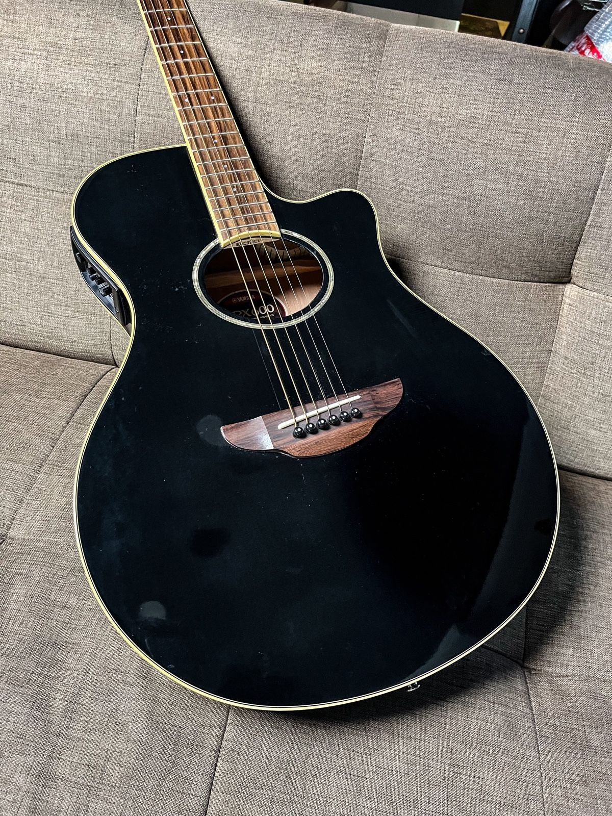 Yamaha apx 600