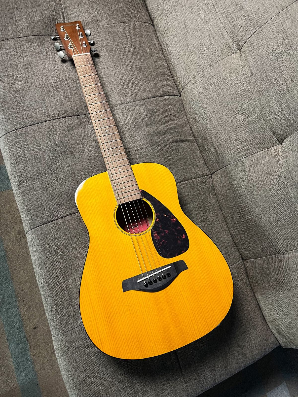 Yamaha fg junior