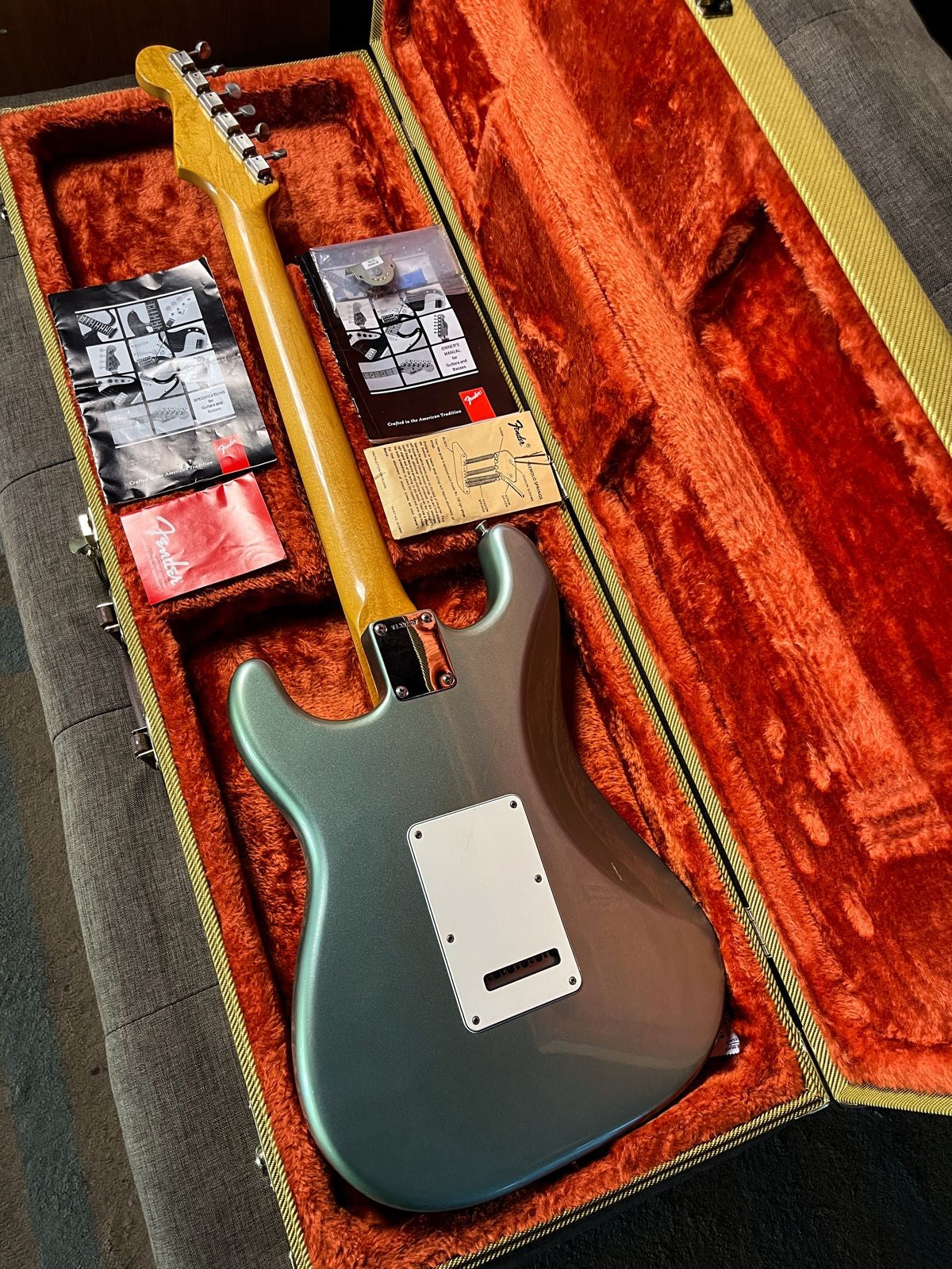 Fender stratocaster avri 62 fsr matching headstock 2001