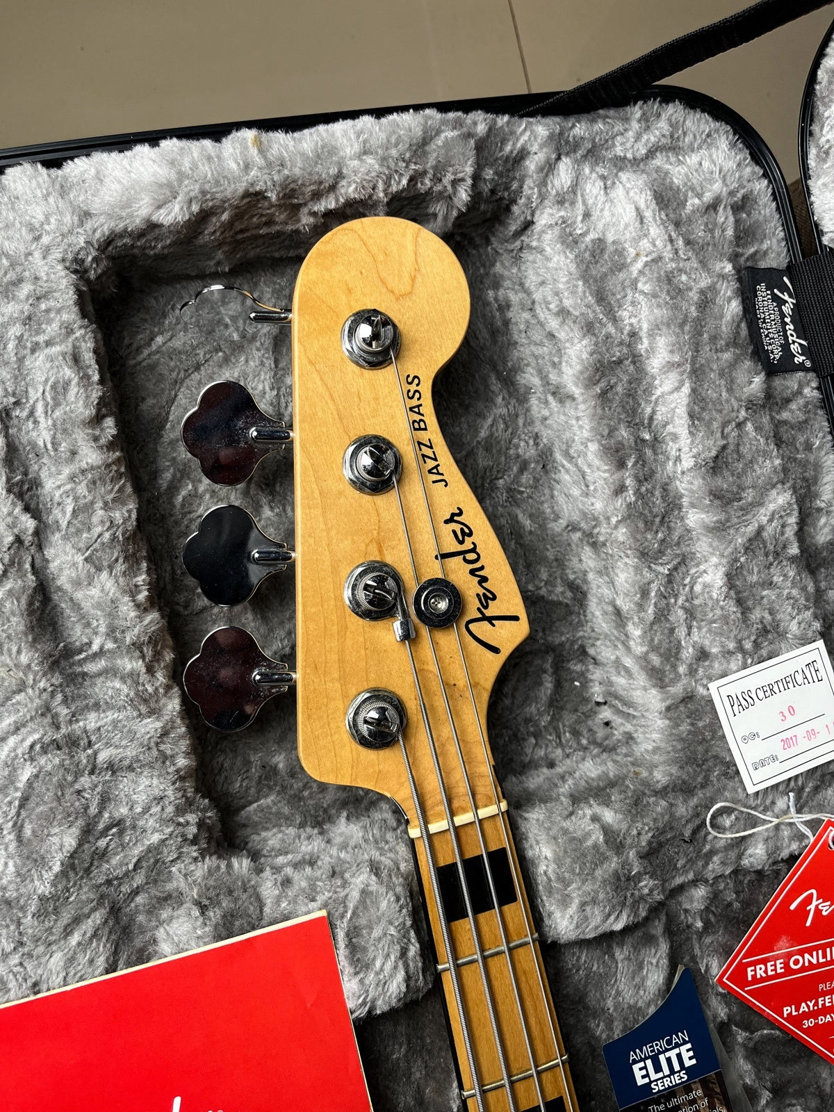 Fender Elite Jazz Bass