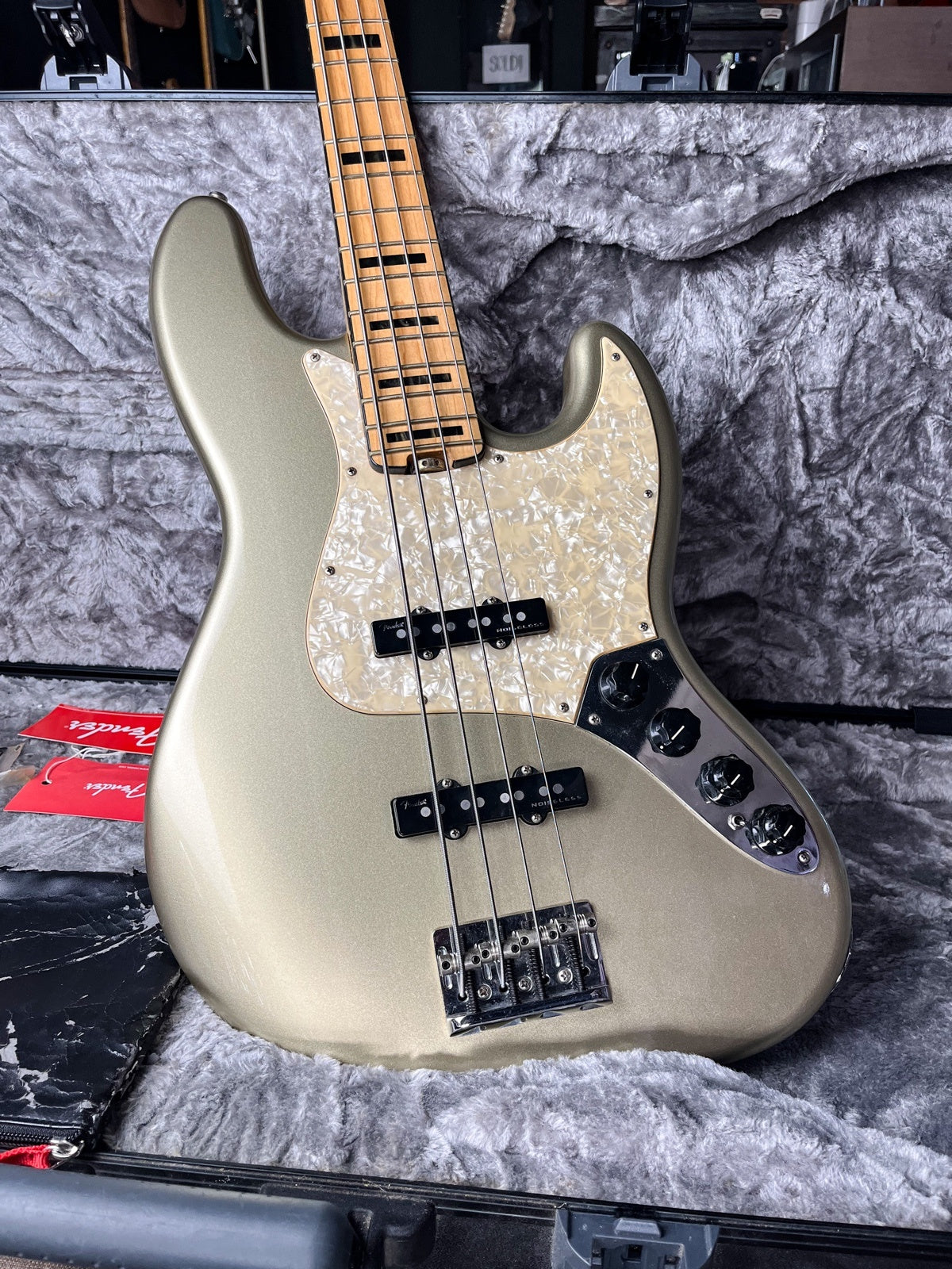 Fender Elite Jazz Bass