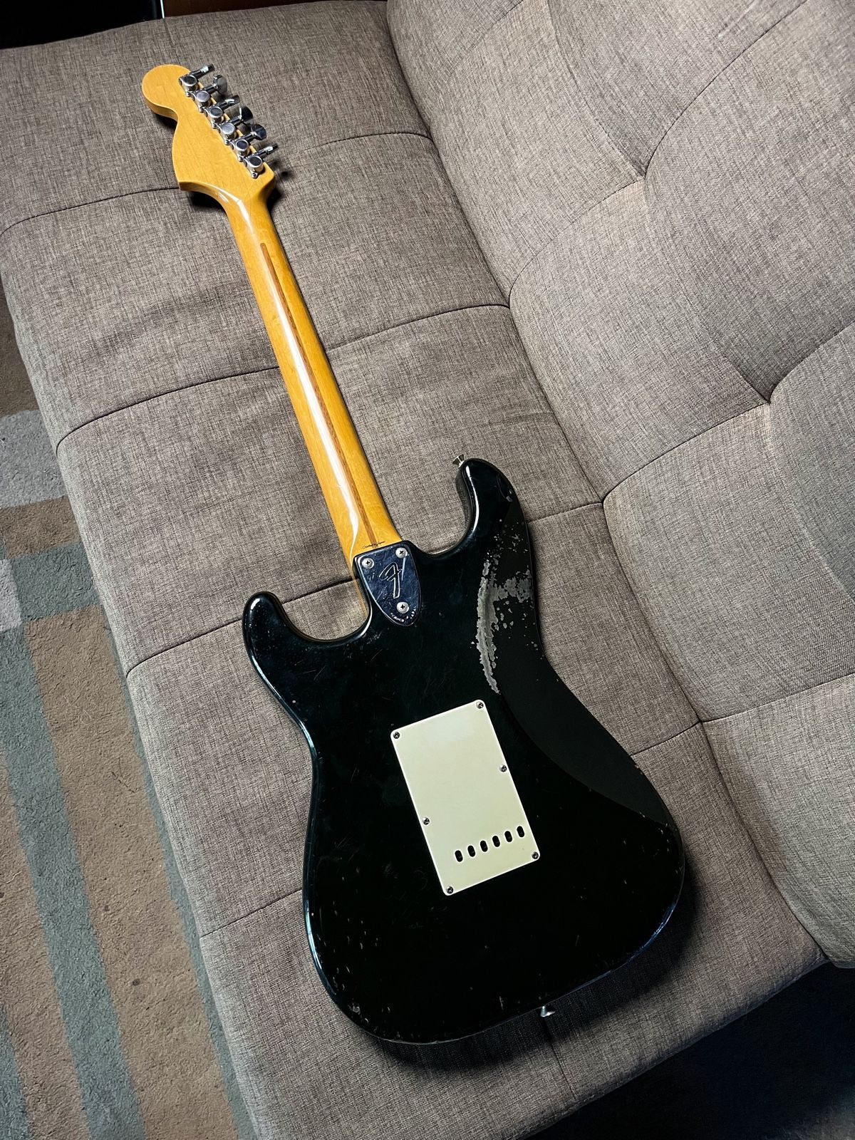 Fender stratocaster st72 japan relic