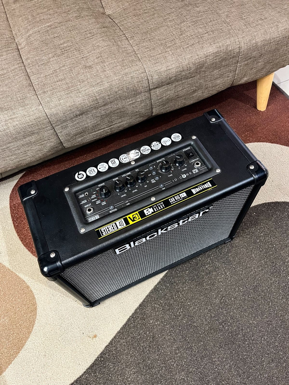 BLACKSTAR ID CORE 40 V3 2