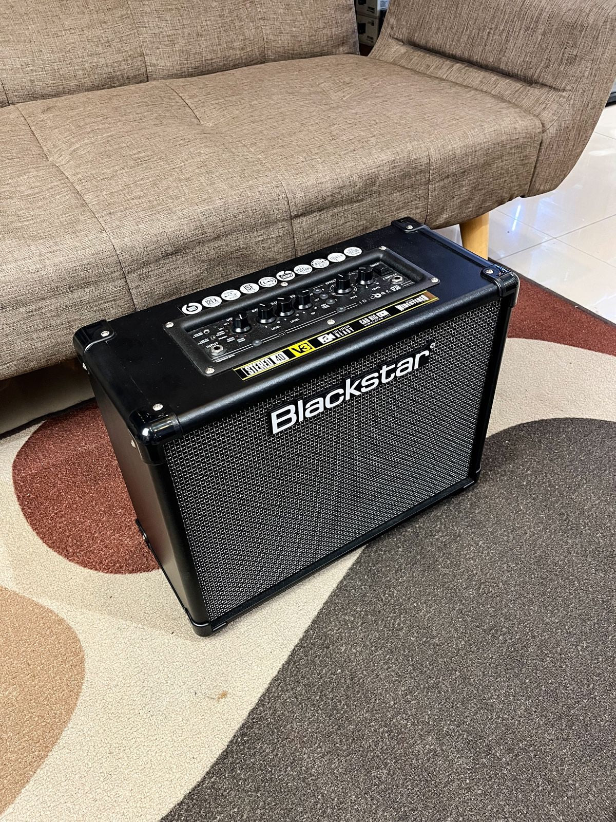 BLACKSTAR ID CORE 40 V3 2