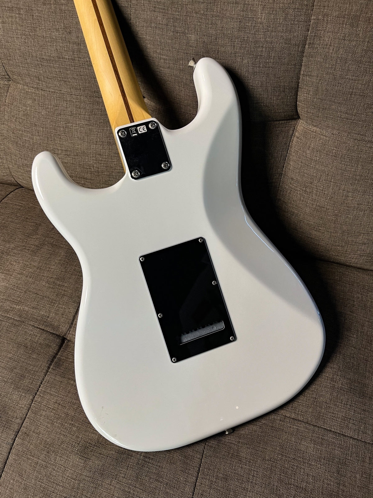 Fender stratocaster hybrid II artic white