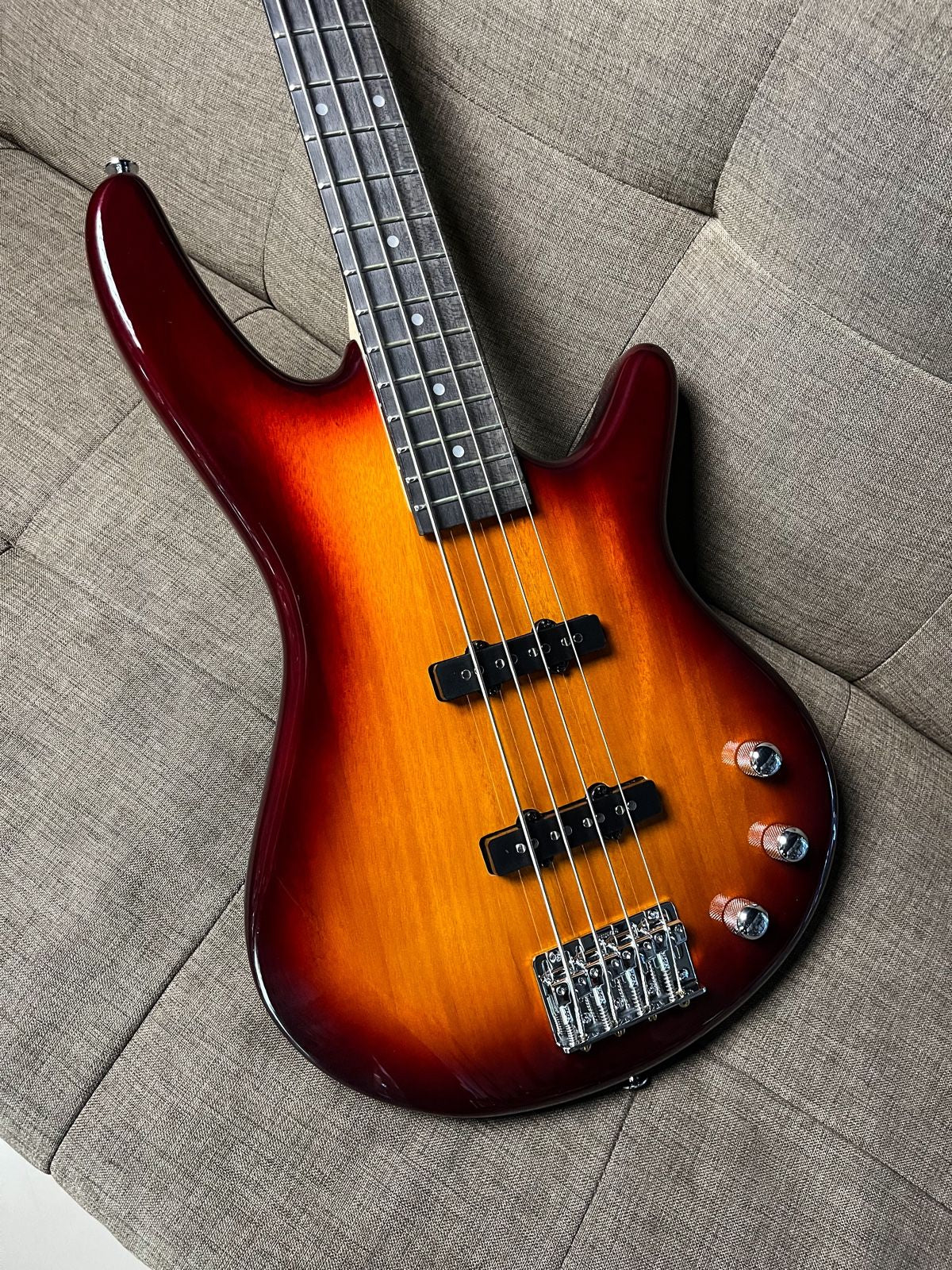 IBANEZ GSR180-BS 4-STRING ELECTRIC BASS GUITAR, BROWN BURST