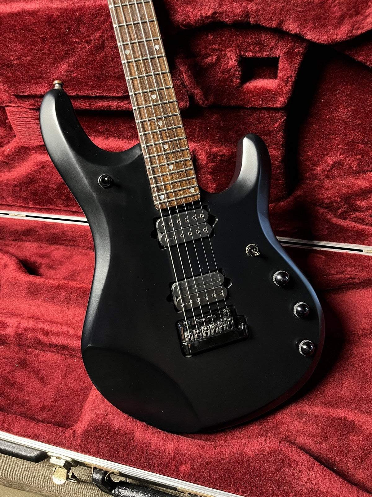 Musicman jp6 stealth black